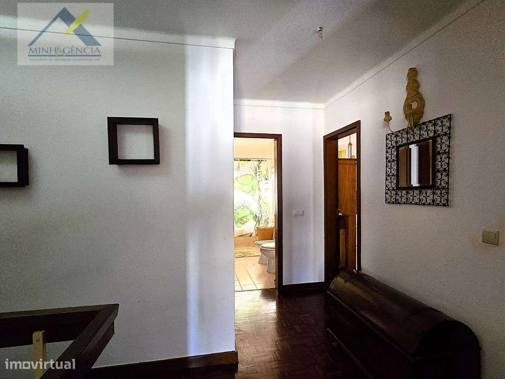 Apartamento Duplex de 6 assoalhadas em Setúbal-9