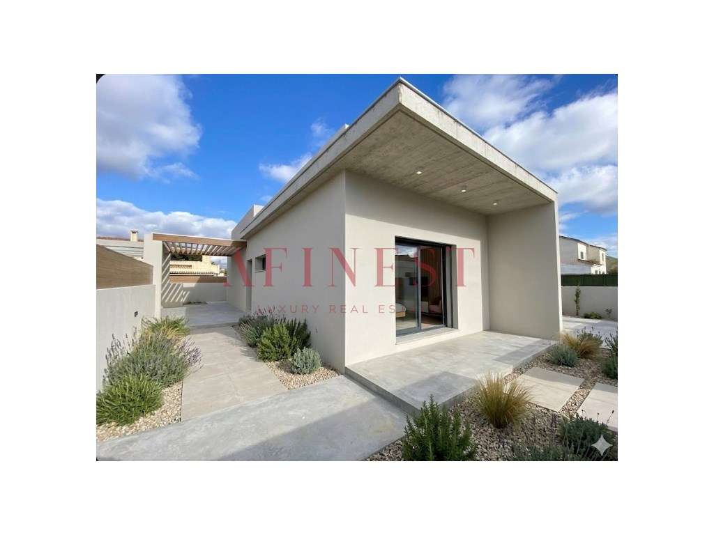 Moradia T4 com Piscina e 2 Suites - Pinhal do General - Grande imagem: 2/27