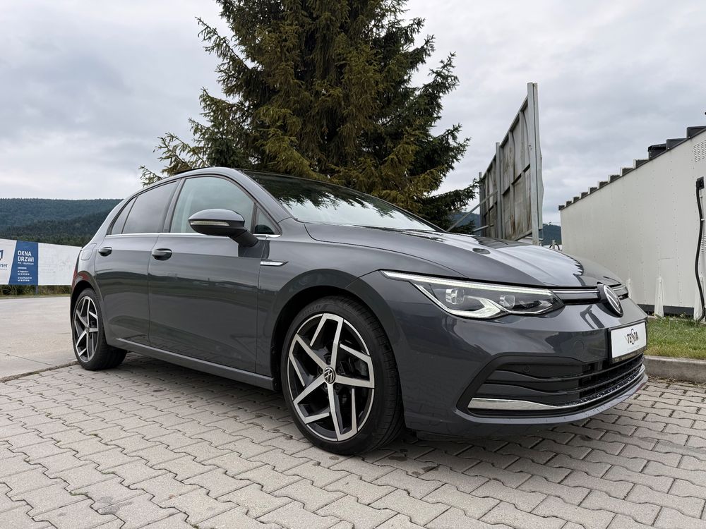 Volkswagen Golf VIII (2020-) 1.5 eTSI OPF DSG Style 2020