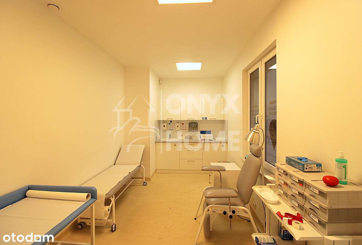 Lokal w centrum Gdyni, z dużym zapleczem 284,74 m2-10