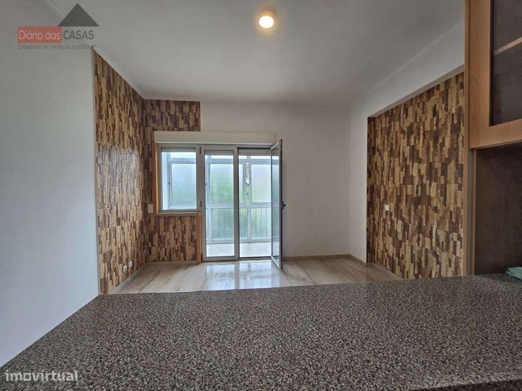 Apartamento T1 em Celas - Coimbra - Grande imagem: 4/18