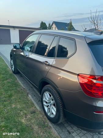 BMW X3 xDrive20d - 9