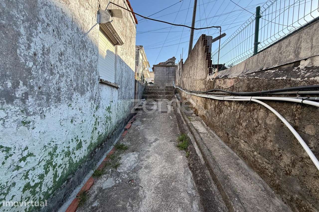 Moradia para Recuperar - Grande imagem: 3/7