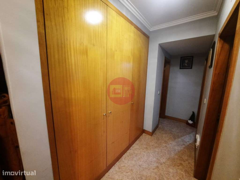 Apartamento T2+1 com Garagem fechada em Vila Nova de Famalicão-5