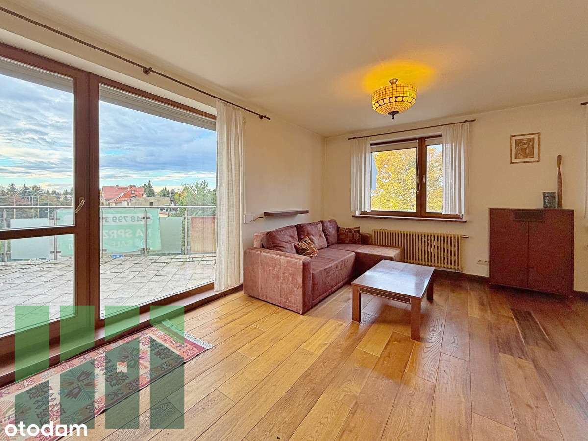 Sprzedam mieszkanie z dużym tarasem 15m2-5