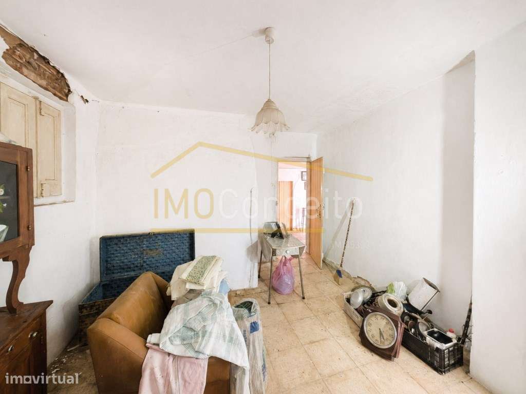 Casa tradicional para renovar - Rexaldia - TORRES NOVAS-21