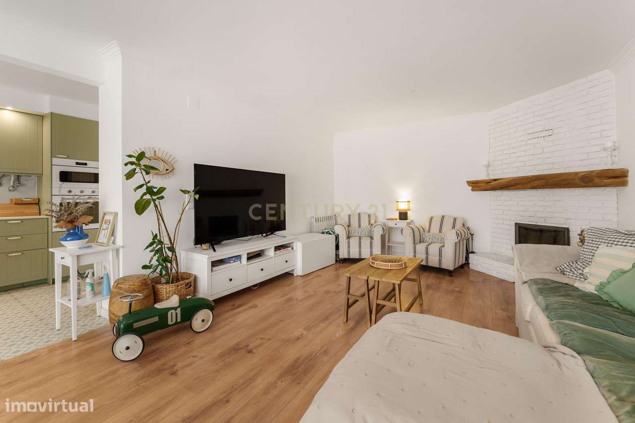 Apartamento T2 Remodelado - Jardins da Parede - Grande imagem: 4/32