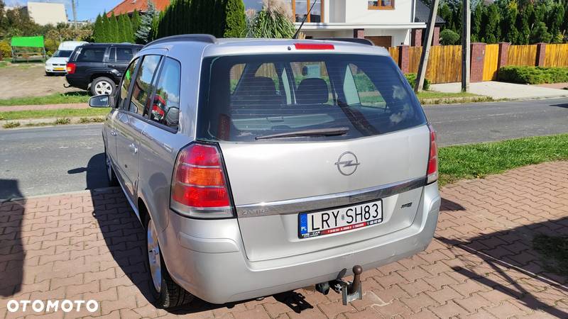 Opel Zafira 1.6 Elegance - 24