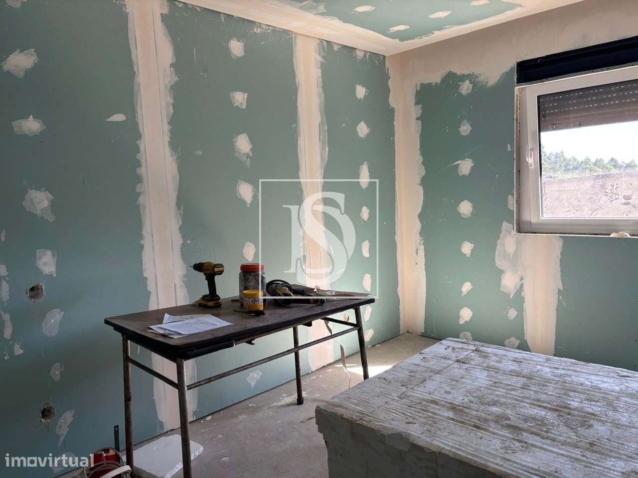 Andar Moradia T2+1 em Barroselas totalmente renovado (R/C)  com quinta-18