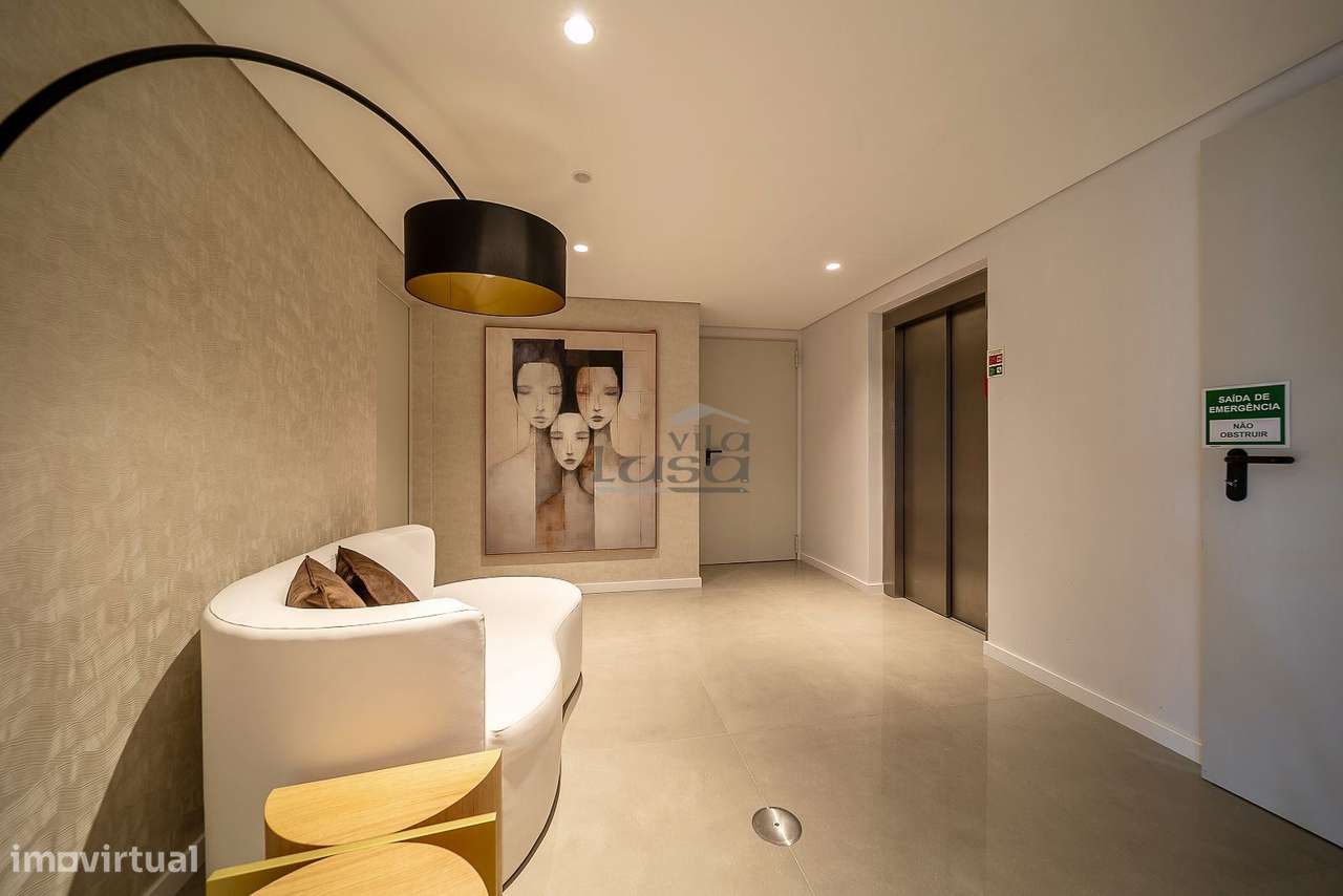 Apartamento T2,  3 wcs (2 suites) com Garagem Dupla no Centro de Gaia - Grande imagem: 4/27