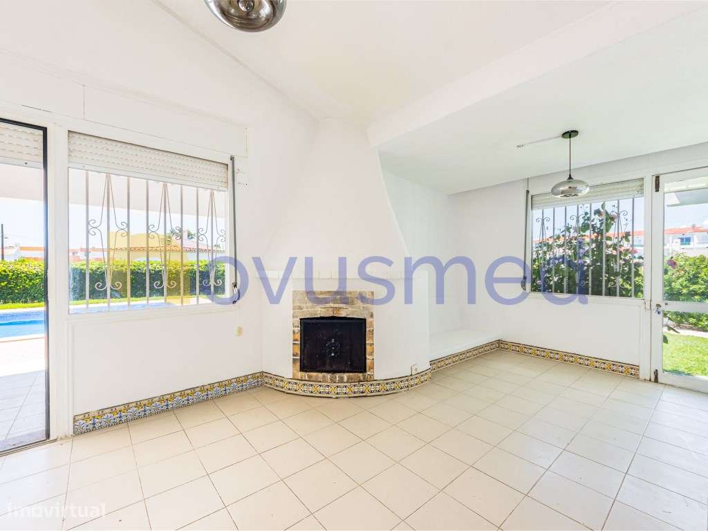 Moradia com Piscina na Zona Premium Areias São João, Albufeira-19