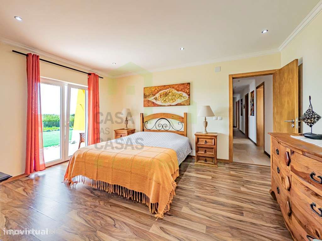 Vende Moradia T8, Ericeira 15 Km, A Casa das Casas-31