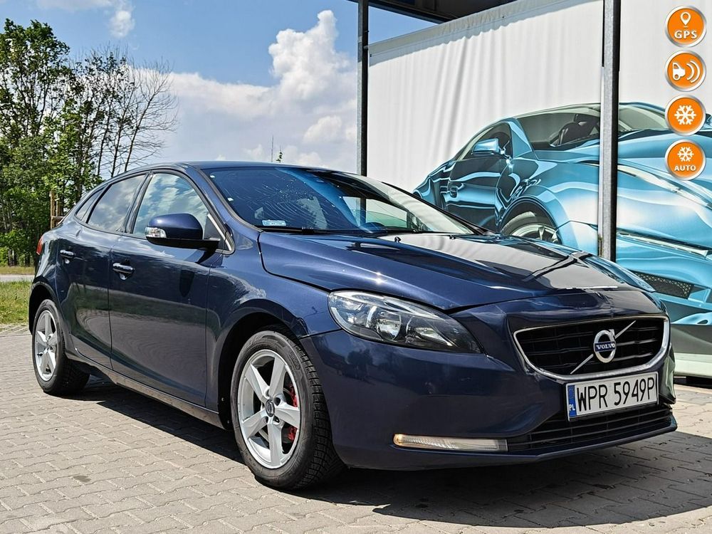 Volvo V40 II 2013
