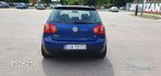 Volkswagen Golf 1.6 Trendline - 4