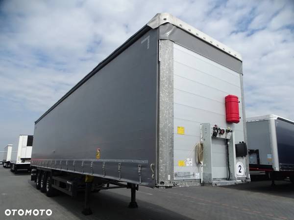 Schmitz Cargobull FIRANKA / STANDARD / MULDA DO STALI - 7,2 M / 2020 R / OŚ PODNOSZONA / SPROWADZONA / - 8