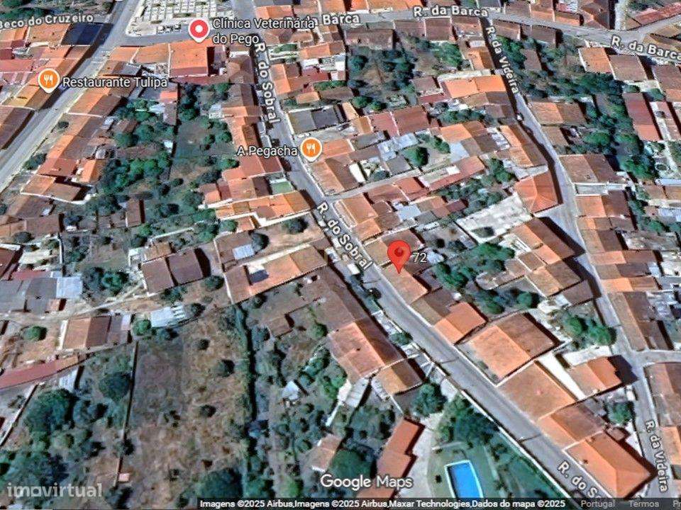 Moradia T4 com terreno em plena vila do Pego – Oportunidade de investi-5