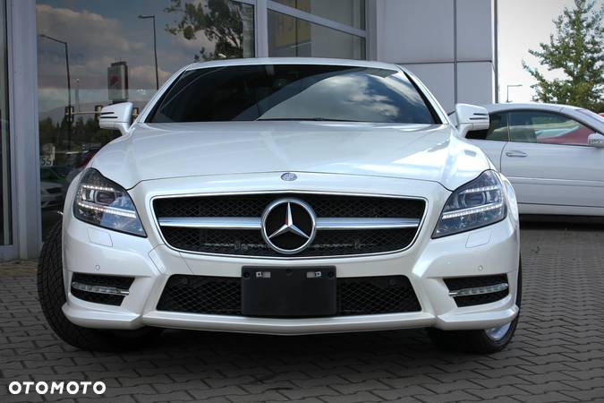 Mercedes-Benz CLS 350 BlueEffICIENCY - 11