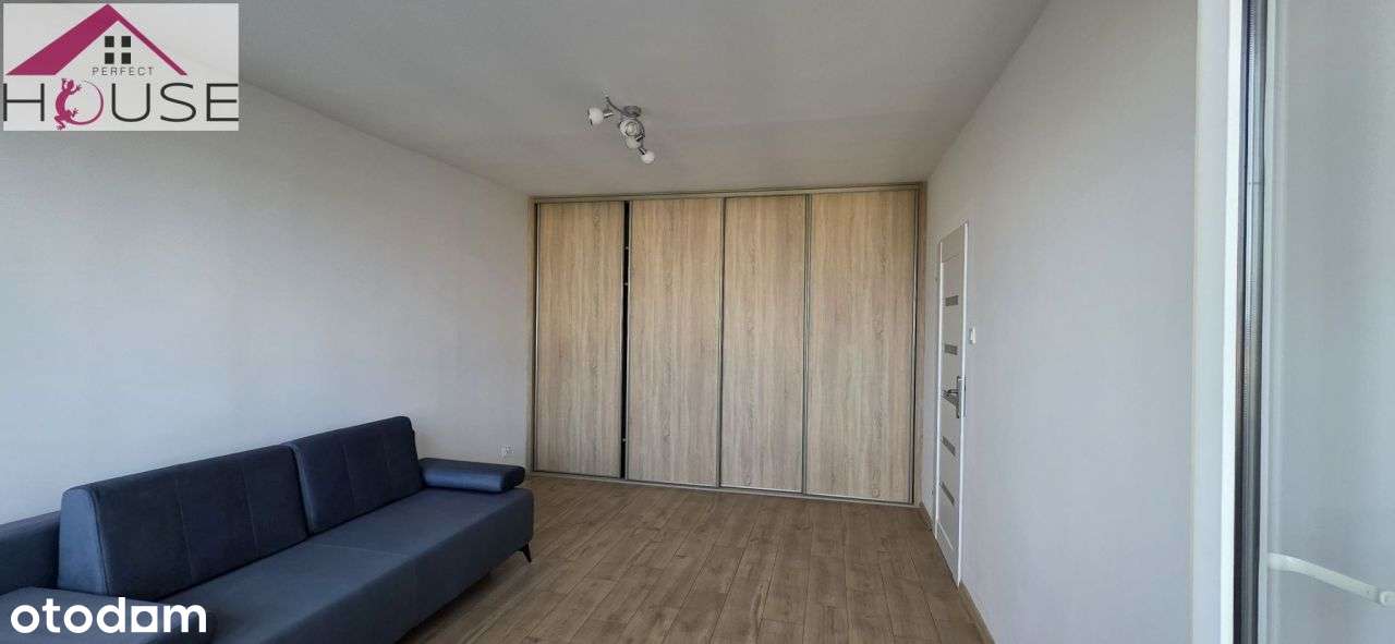 Jasna przestronna kawalerka-7