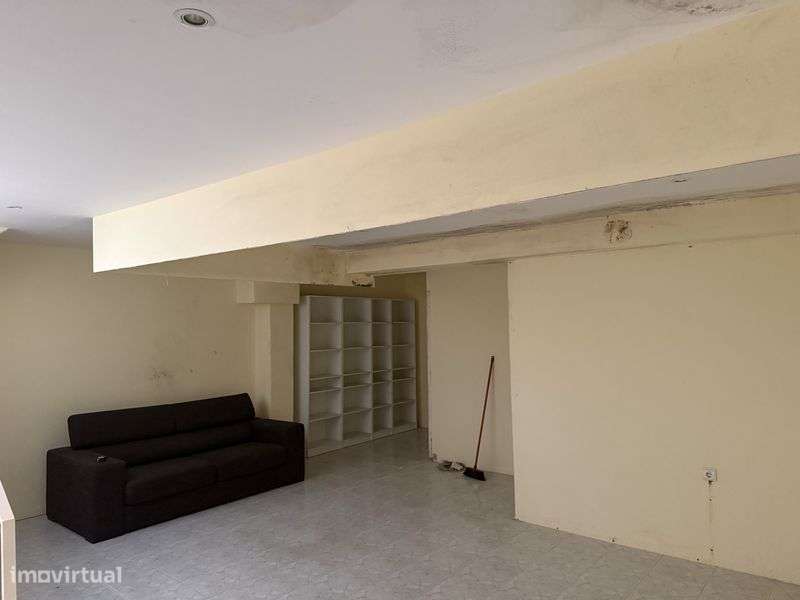 Loja  aluga Av Fitares 6  Rio de Mouro - Grande imagem: 4/6