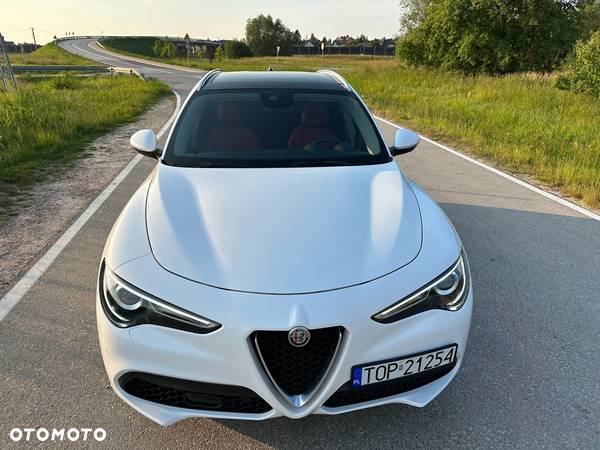 Alfa Romeo Stelvio 2.0 Turbo Veloce Q4 - 3