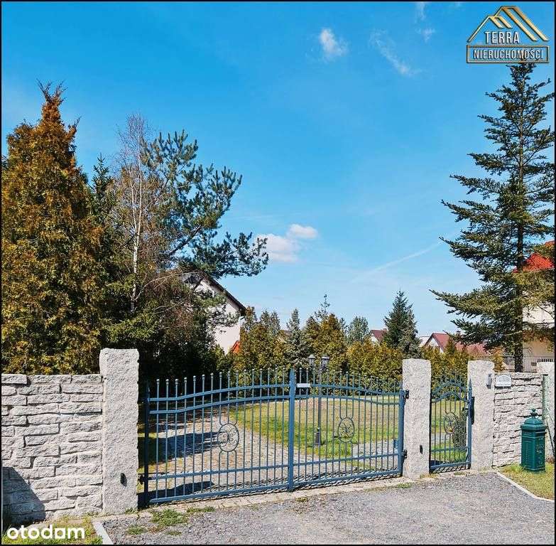 Wyjątkowy Dom Z Ogrodem 3280m²-6