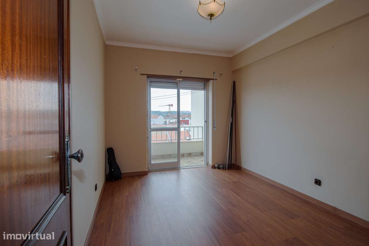 Apartamento T3 Venda em Loures,Loures-18