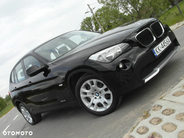 BMW X1 sDrive18i - 12