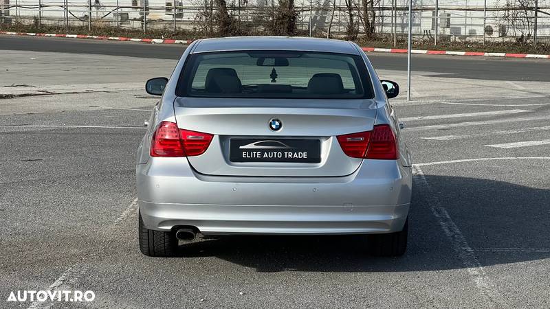 BMW Seria 3 318d DPF Edition Exclusive - 11