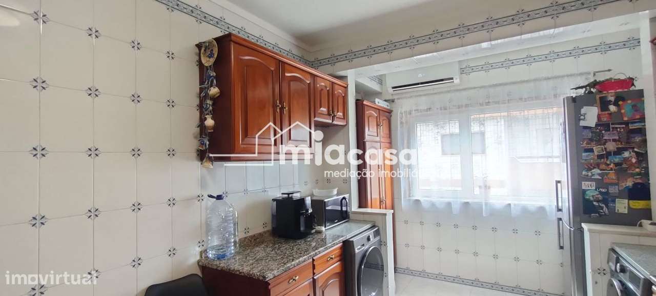 APARTAMENTO T3 DUPLEX - OIÃ-4