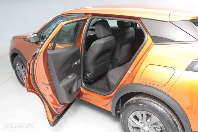 Peugeot 2008 1.2 PureTech Active Pack - 33