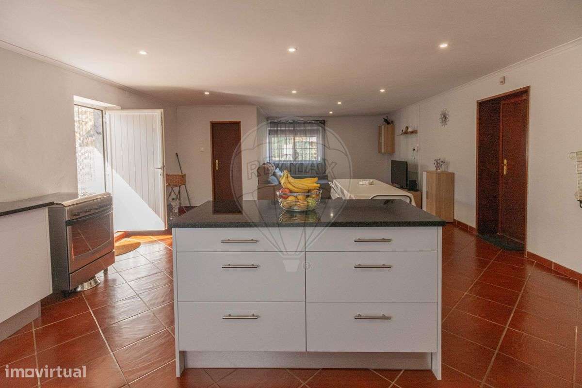 Moradia T2 para venda-7