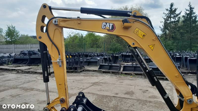 Caterpillar 302.7D  2019r 3 łyżki - 9