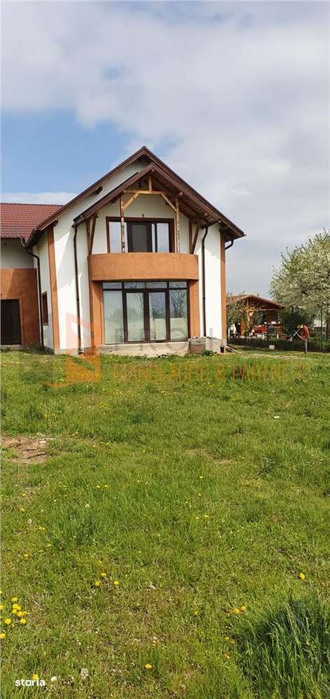 Casa tip P+M zona Zoresti - Imagine principală: 2/18