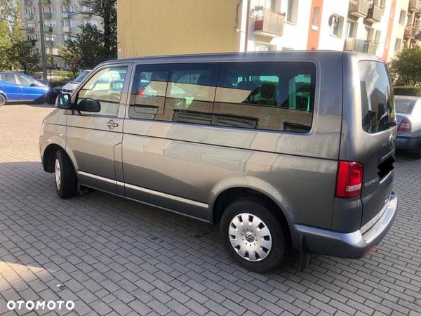 Volkswagen Caravelle - 2