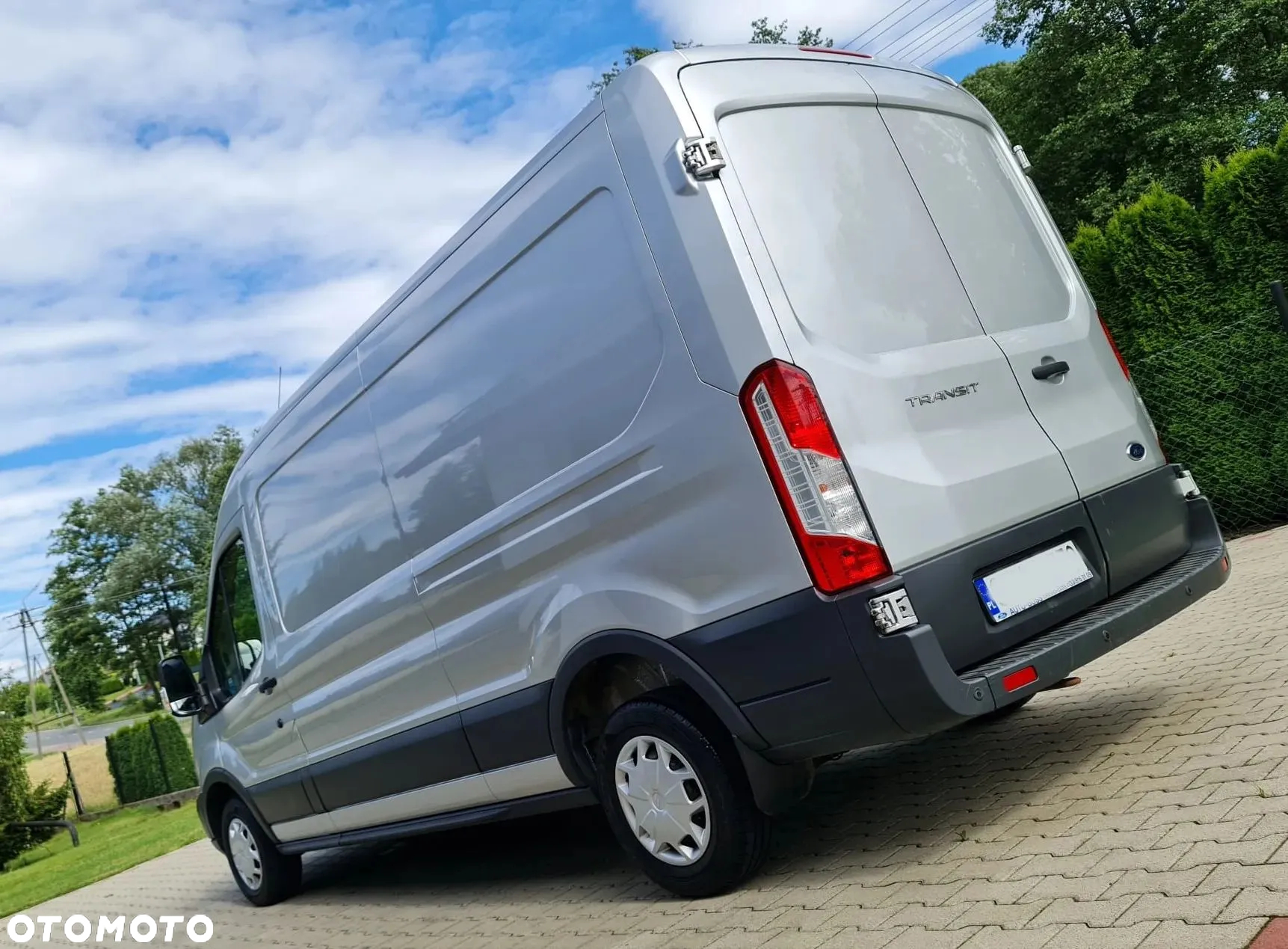 Ford Transit - 13