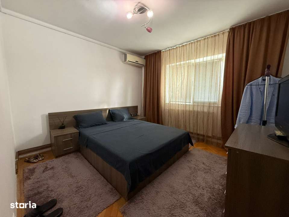 Apartament 3 camere, 65 mp utili, decomandat,  zona  Lipovei - Imagine principală: 1/9