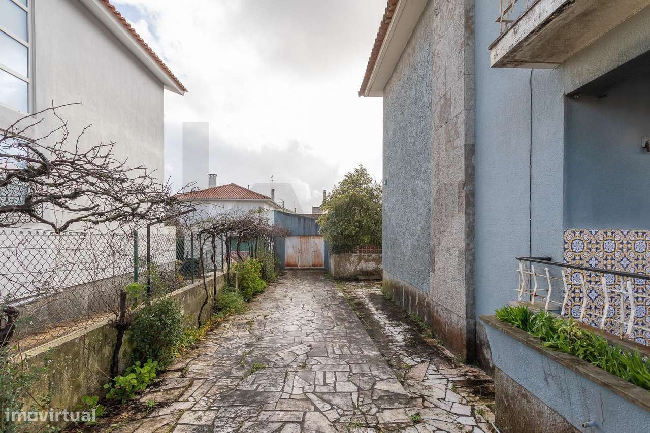 Exclusiva Moradia T5 com Generoso Espaço Exterior no Algueirão, Sintra - Grande imagem: 5/60