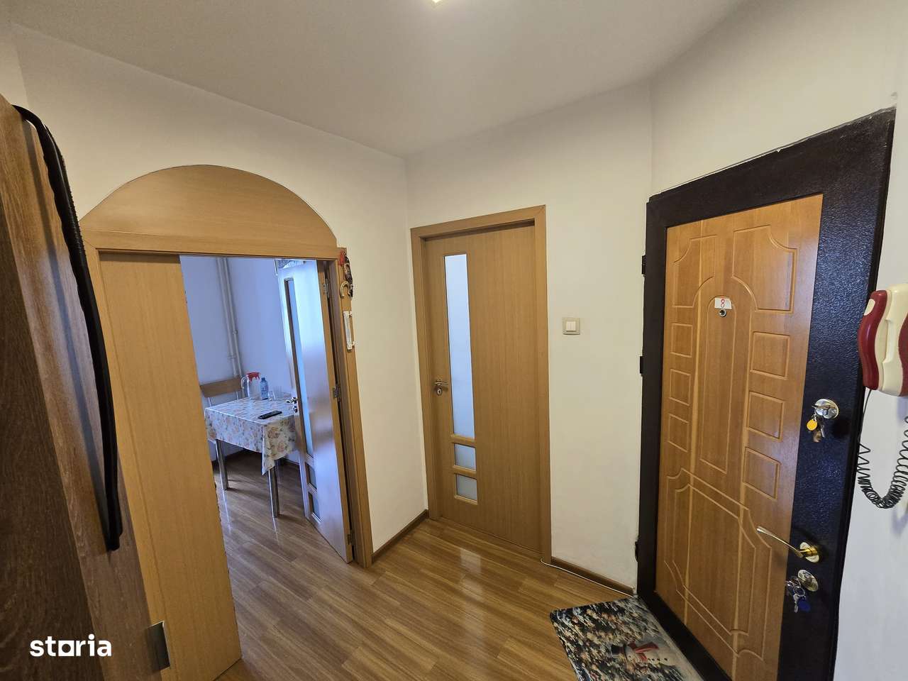 Ap. 2cam,dec,renovat total,et.5,bl.reabilitat,1 min distanta metrou.-5