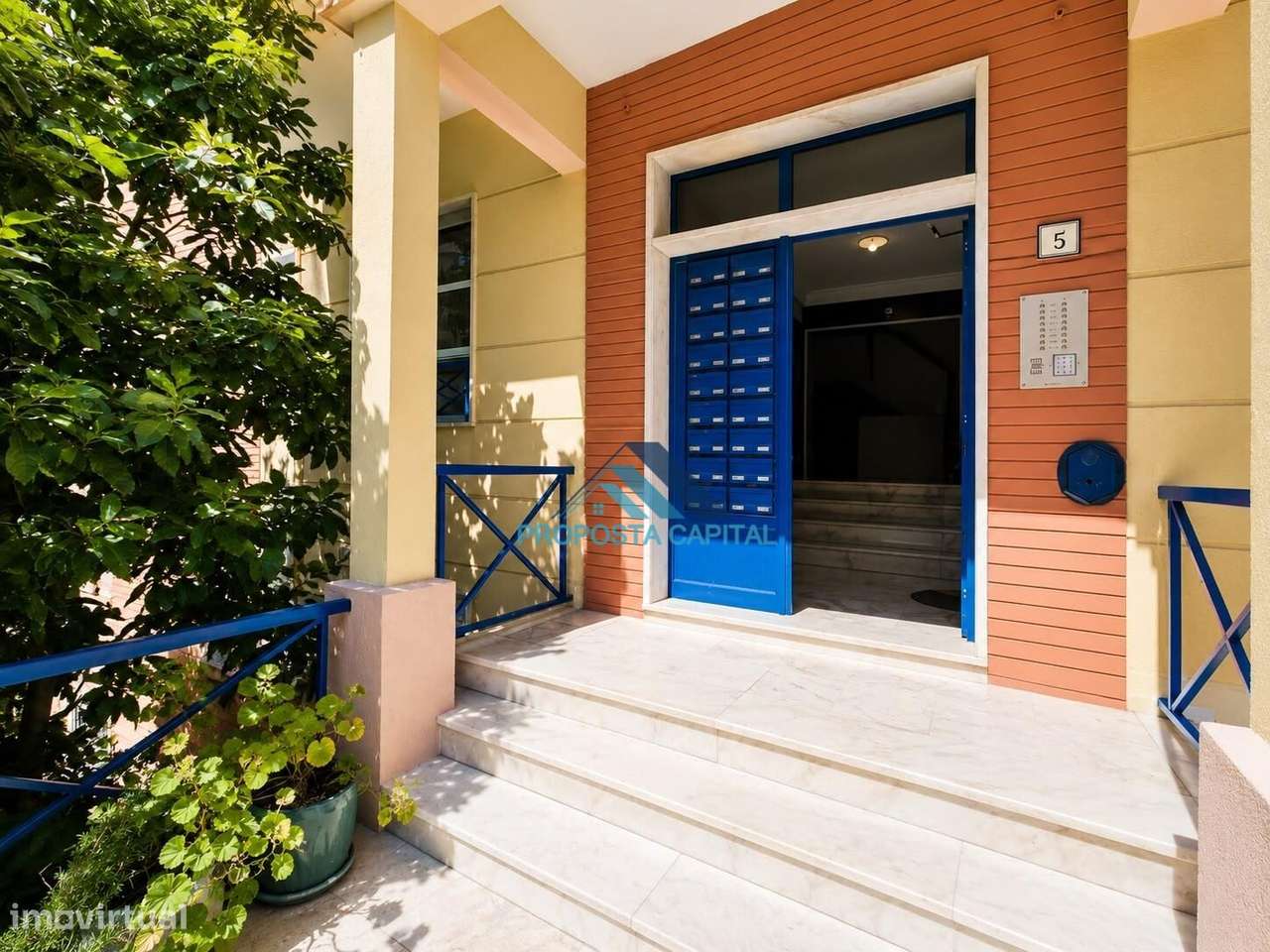 Apartamento T2 Tapada das Mercês-21