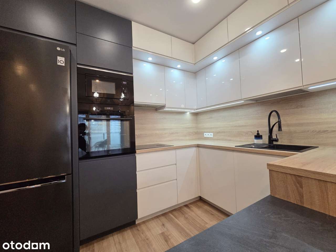 Stylowe mieszkanie ( nowe osiedle) wykończone z gustem pod klucz - Pełny obrazek: 2/19