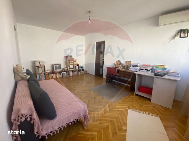 Vanzare apartament cu 2 camere in zona Obor-0