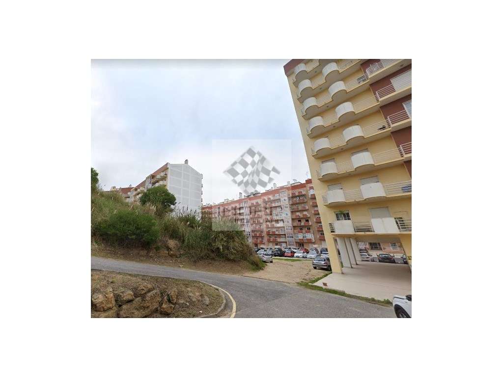 Terreno para construção de 25 fogos habitacionais na Rinchoa - Grande imagem: 4/6