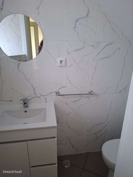 T2 Renovado Arrendamento Reguengo do Fetal - Grande imagem: 2/8