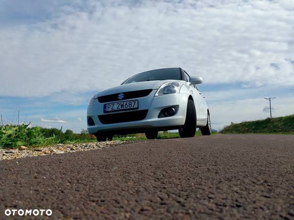 Suzuki Swift 1.3 DDiS Comfort - 8