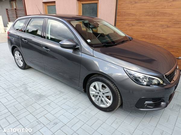 Peugeot 308 SW BlueHDi 130 Stop & Start Tech Edition - 22