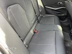 BMW Seria 3 320d Touring - 16