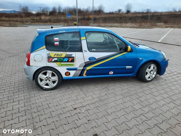 Renault Clio 2.0 16V Sport - 5