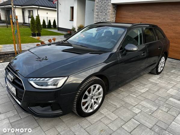 Audi A4 Avant 40 TDI quattro S tronic - 2