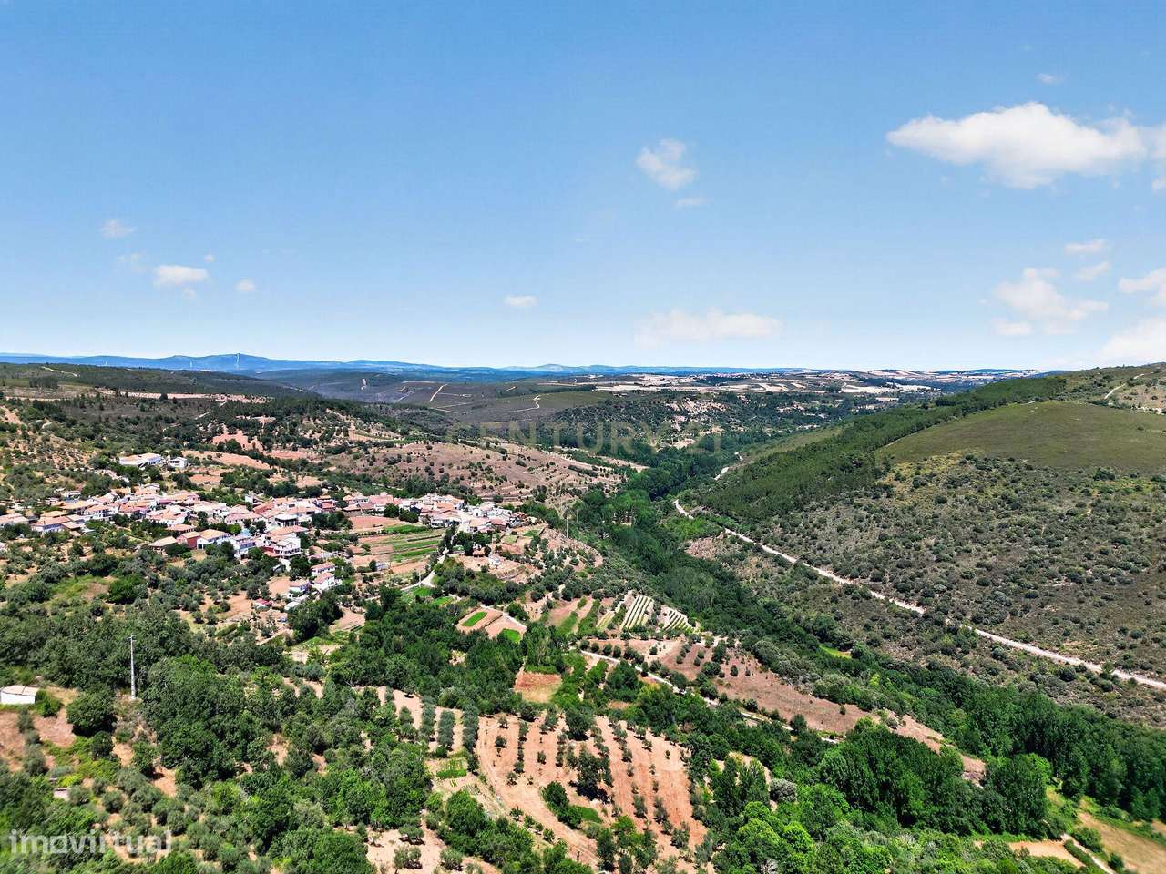 Casa BI- Familiar em Quintanilha, Bragança-8
