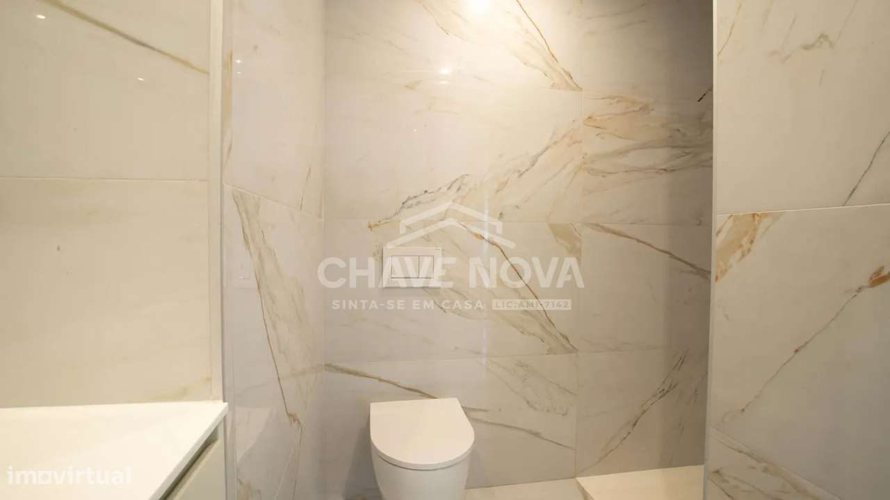 T2 c/ Garagem e Piscina em Oliveira do Douro-37